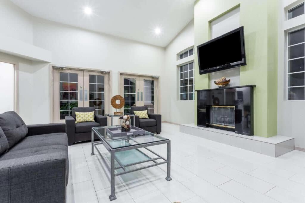 Chandler 1 Bedroom Apt المظهر الخارجي الصورة